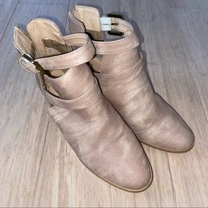 Volatile Kids Girl’s Booties  with cut-outs back zipper size 3